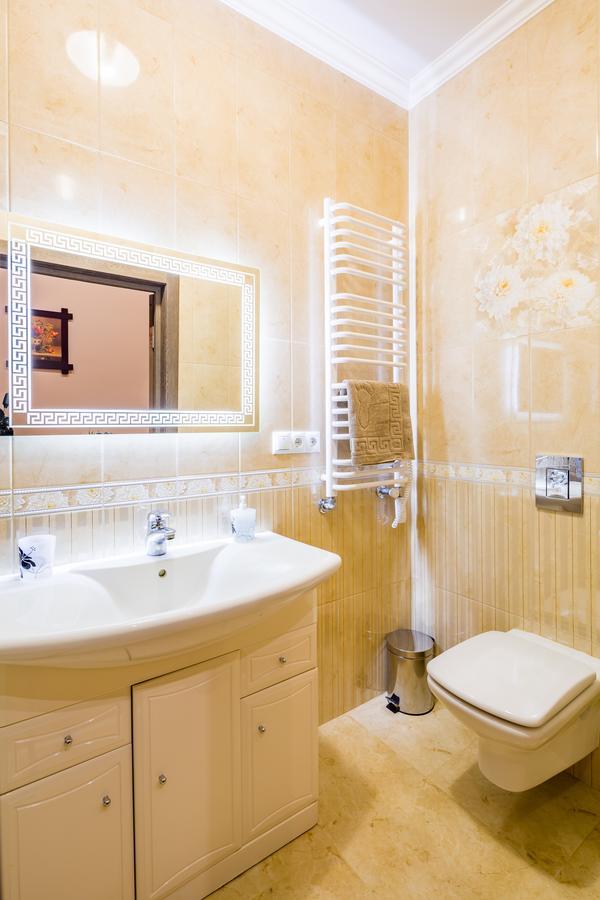 Alfa Kostyushka 5 * Lwów