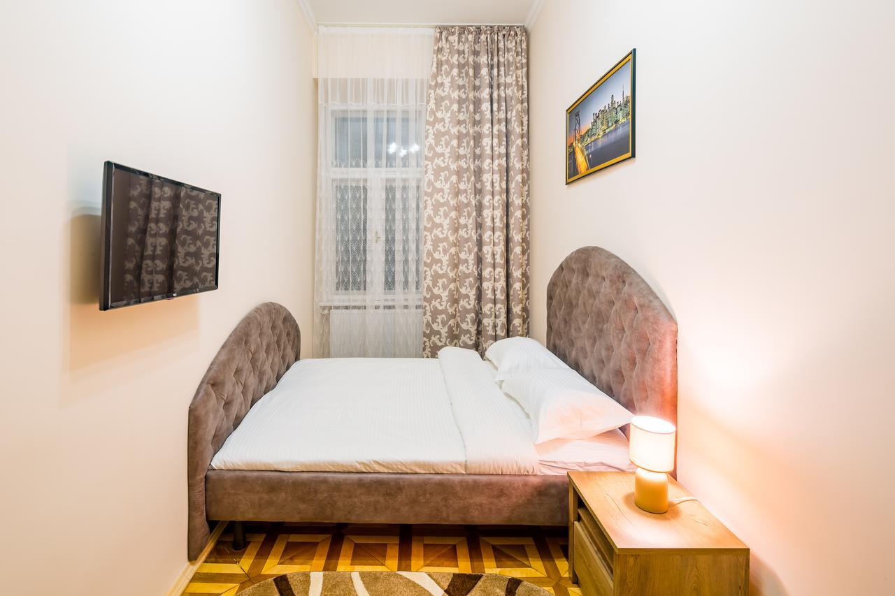 Alfa Kostyushka 5 * Lwów